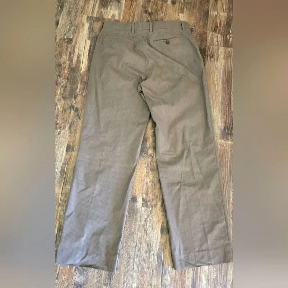 Banana Republic Light Gray Chinos with Straight Leg Design
